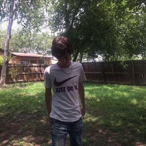 Meet your Posher, Ethan